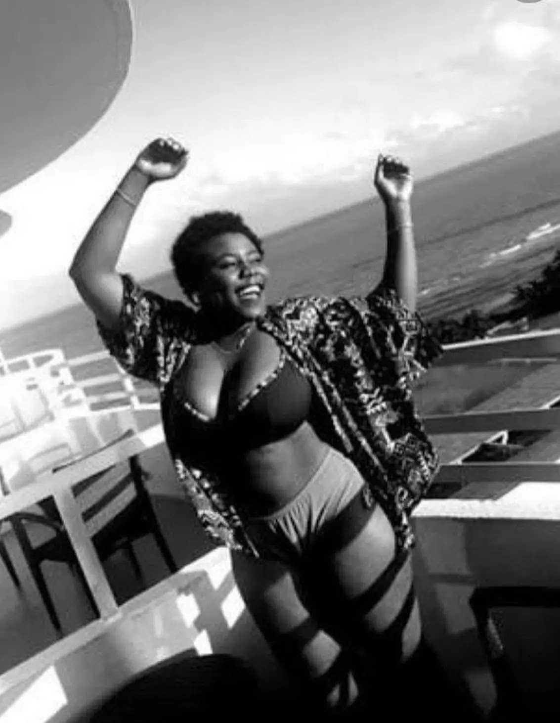 Weight Loss: Teni Flaunts Curves In Two-Piece Swimwear