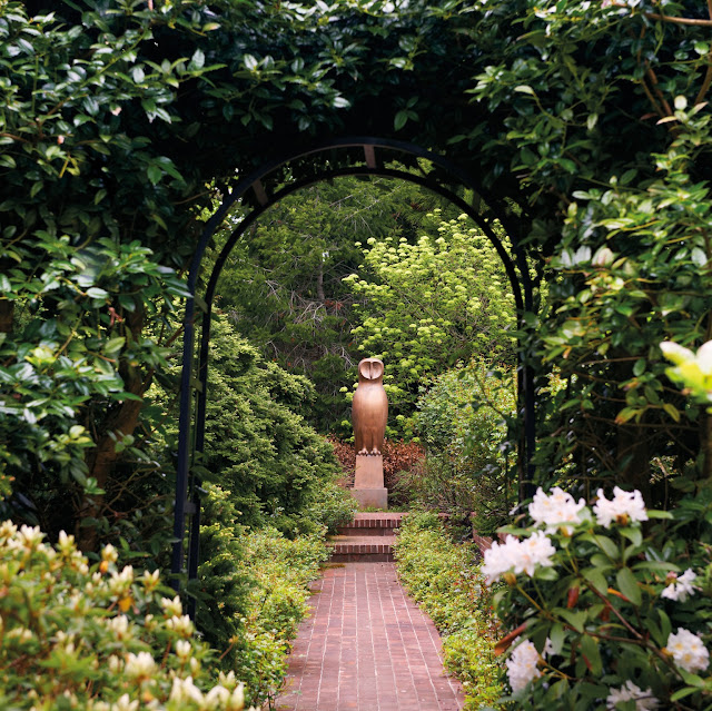 Hamptons garden of Peter Marino