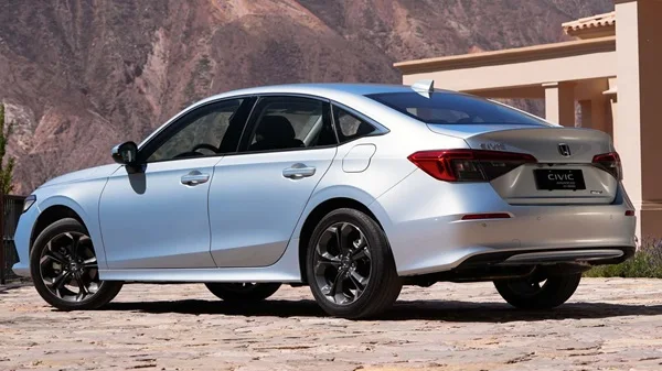 Honda Civic Advanced Hybrid