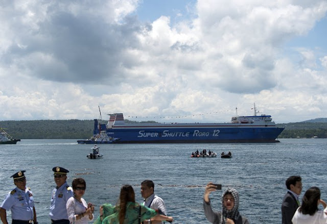 KAPAL RO-RO SALAH SATU PENDUKUNG TOL LAUT