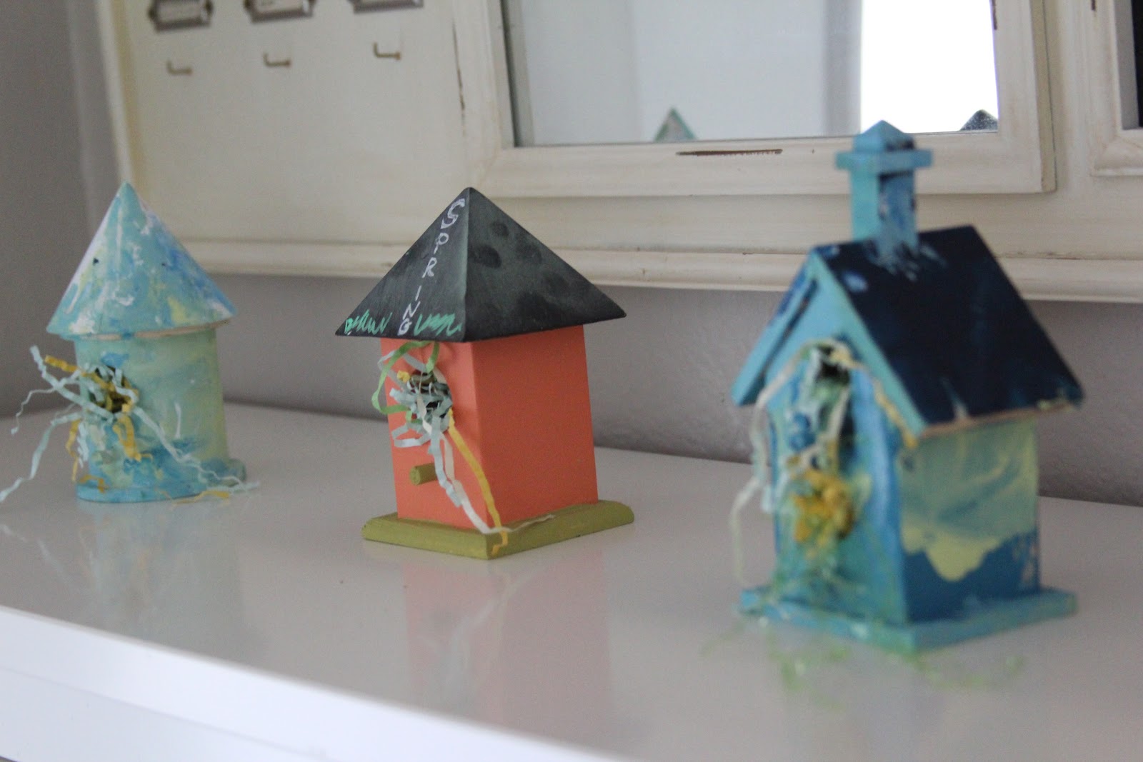 ReMadeSimple: Painted Mini Birdhouses