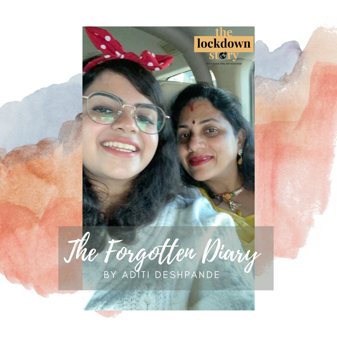 A selfie picture of Aditi Deshpande and her mother.