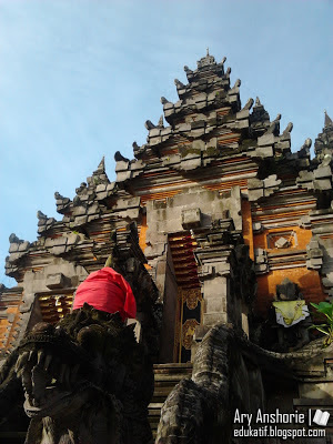 PURA HINDU TENGGARONG