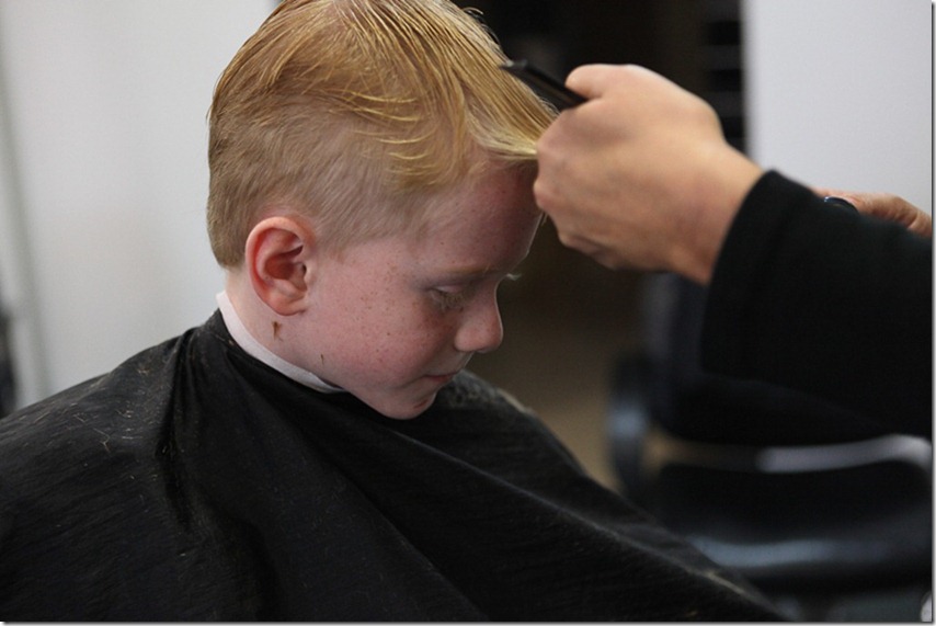 Alex getting a sportsclip haircut (14)-blog