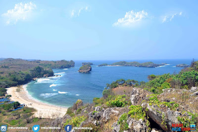 Pantai Peh Pulo Blitar