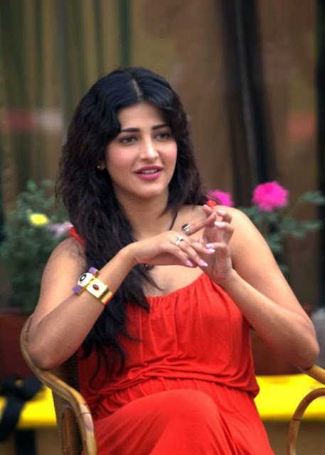 ACTRESS SHRUTI HAASAN HD PHOTOS & WHATSAPP GROUP LINKS