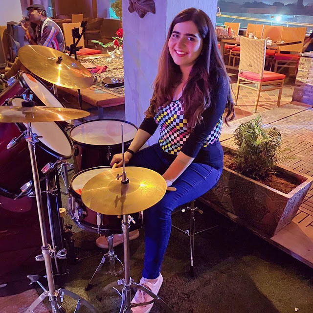 Alishba Kazi is a young female drummer from Pakistan. Read Alishba Kazi's interview with Musicians of Pakistan.