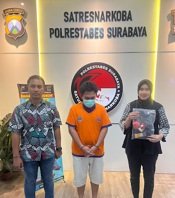 Satnarkoba Polrestabes Surabaya Tangkap Pengedar Sabu Penjual Pakaian