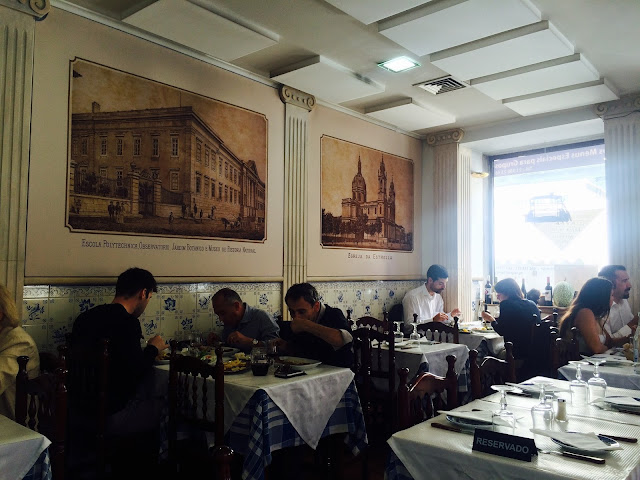 ALMOÇOS POR AÍ... | A CASA DOS PASSARINHOS