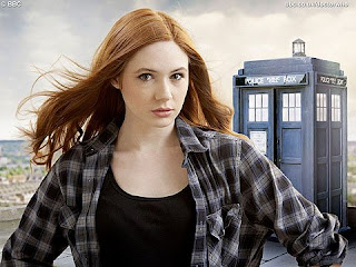 Karen Gillan Pictures