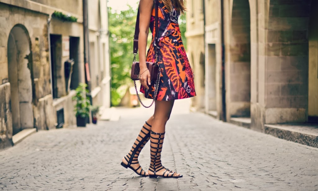 ... tall-gladiator-sandals-how-to-wear-knee-high-gladiator-sandals-tall