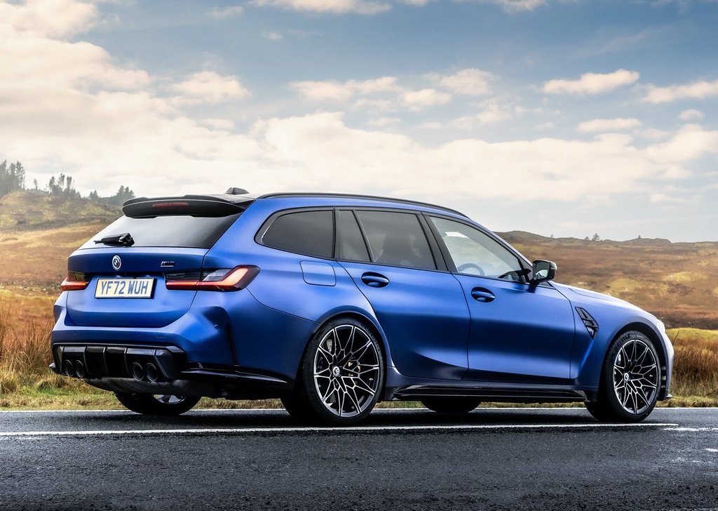 2023 BMW M3 Competition Touring [UK]