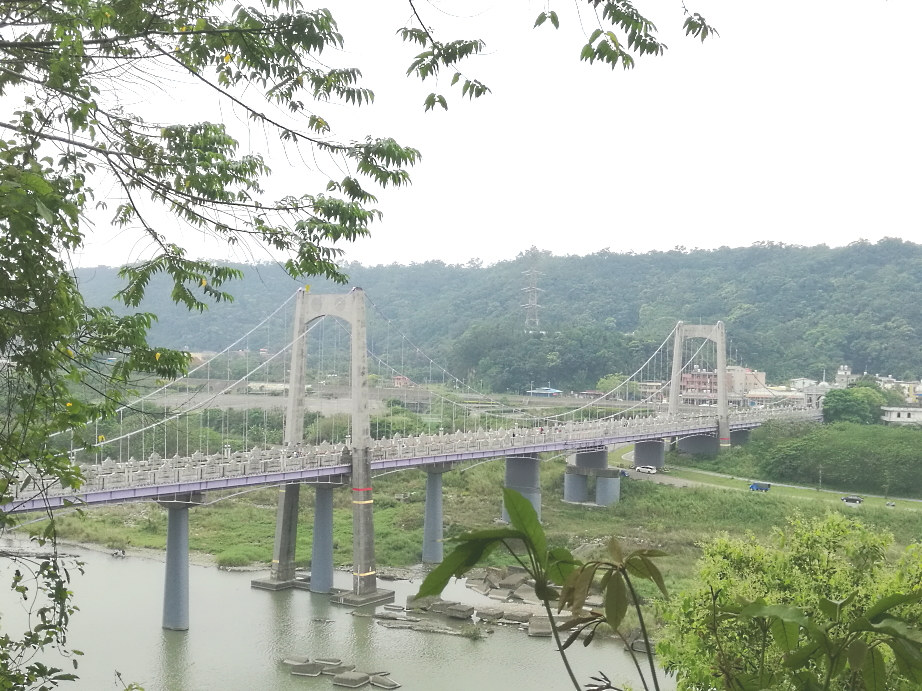 大溪橋與大漢溪