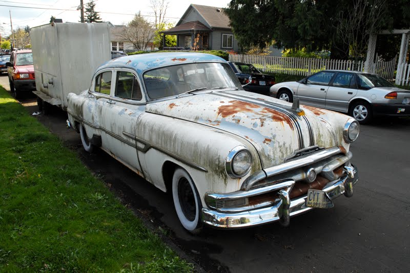 1953 Pontiac Chieftain 4 Door Sedan W Trailer