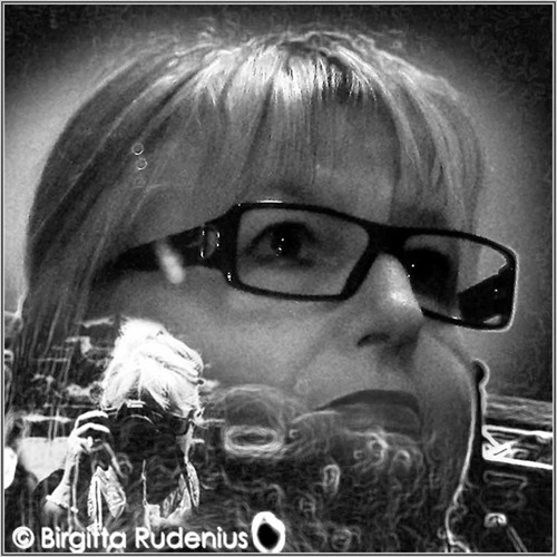 br_20111124_750