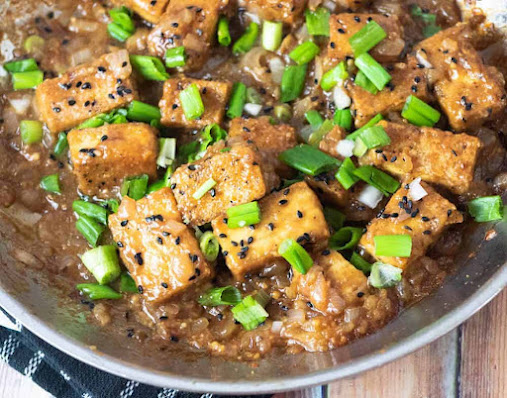 Garlic and Ginger Tofu Stir-Fry