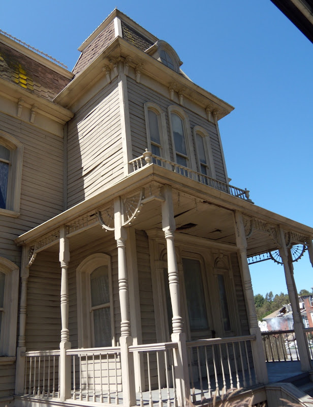 Norman Bates Psycho House Universal Studios backlot