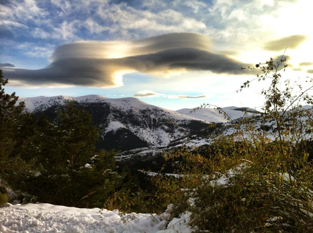 CLOUDS SPAIN SNOW MOUNTAIN