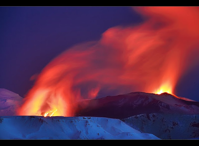 Cool 2010 Iceland Volcano Pics Seen On www.coolpicturegallery.net