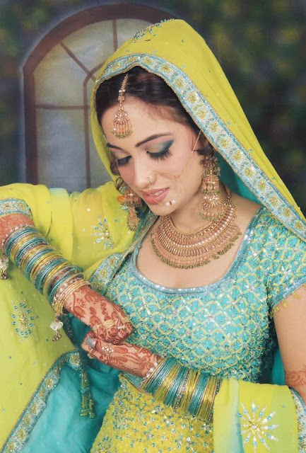 Pakistani-Wedding-Dress
