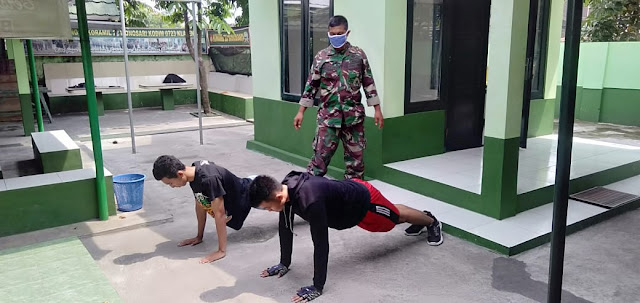 Babinsa Koramil 22 Wonosari Latih Calon Prajurit TNI