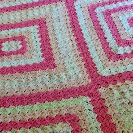 Baby Diamonds Afghan + Video Tutorial