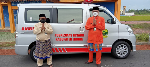 Bupati  Lingga Serahkan Satu Unit Mobil Ambulance Kepada Puskesmas Singkep Pesisir