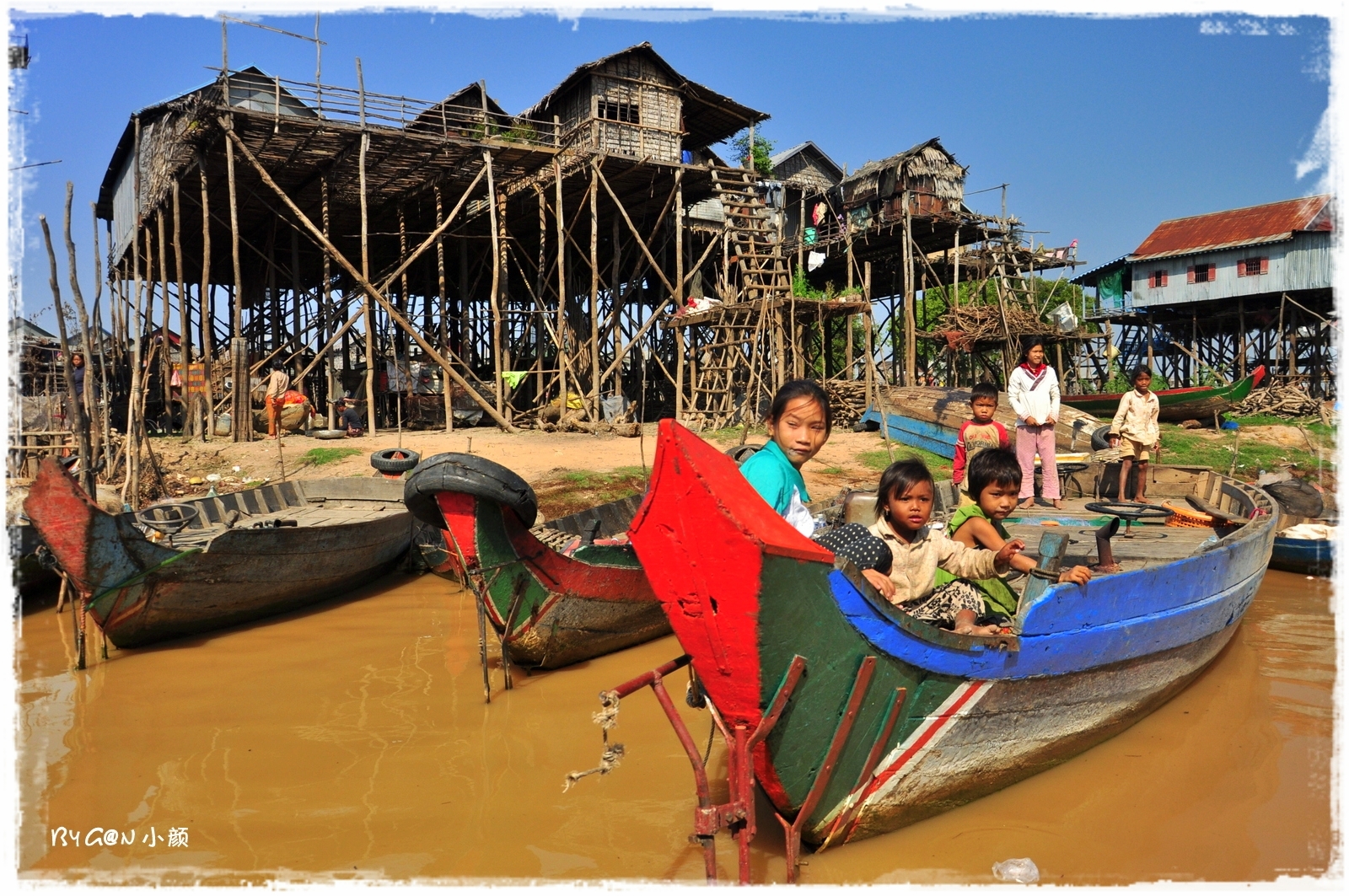 G N S Lifebook 窥探洞里萨湖的水上人家生活cambodia Tonle Sap Lake 19 Jan 13