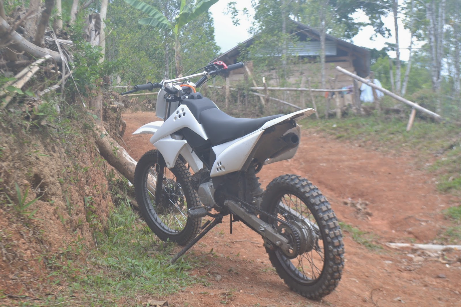 Koleksi Ide Modifikasi Motor Trail Win Terupdate Velgy Motor