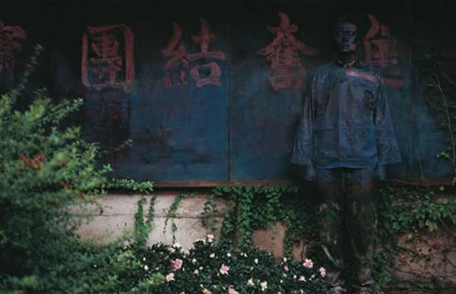 Liu Bolin The Invisible Man | Amazing Camouflage Art