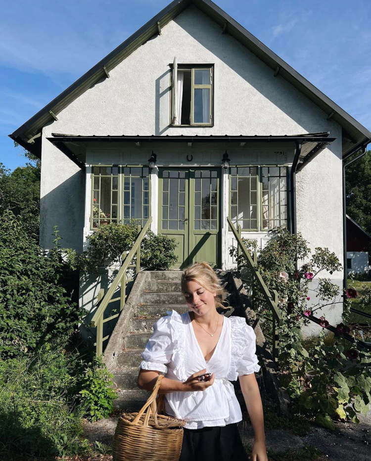 Elsa's Inspiring Summer Cottage on the Swedish Island of Gotland