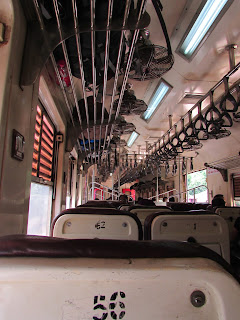binnenkant trein Sri Lanka 