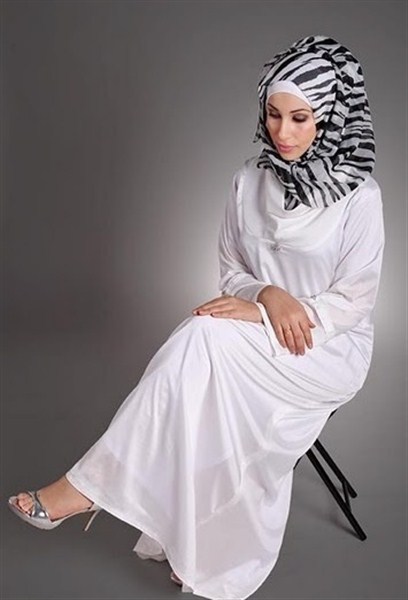Trend Baju Muslim Pesta Simple Elegan Modern Terbaru 2017/2018 Trend Baju Muslim Pesta Simple Elegan Modern Terbaru 2017