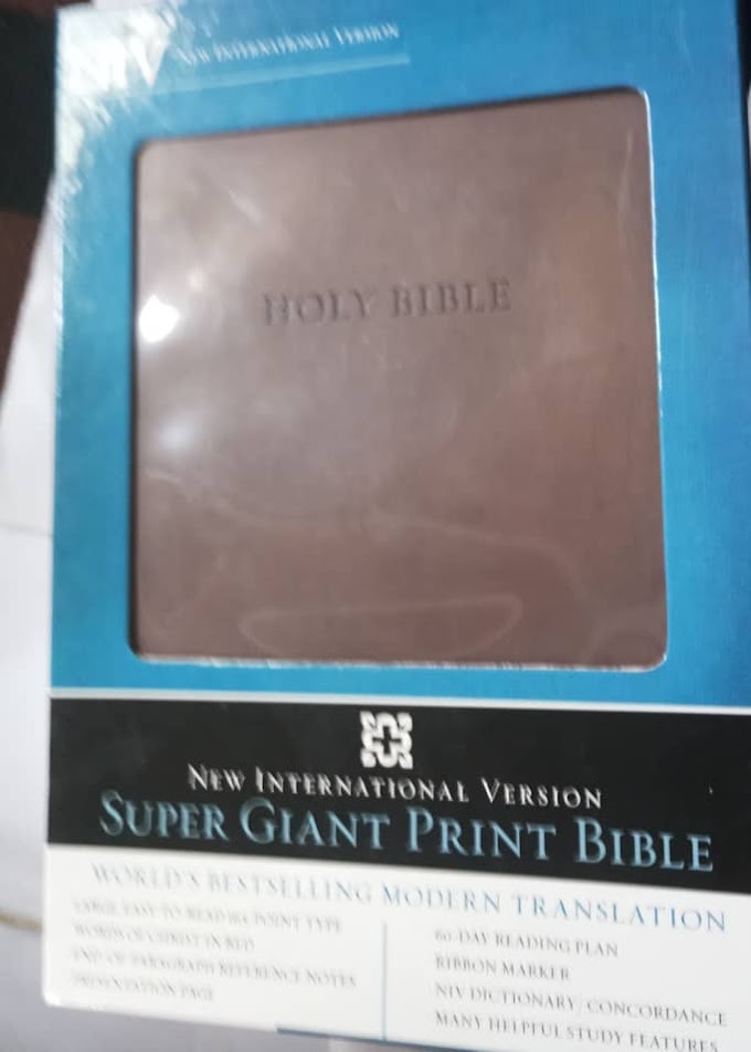 NIV, Super Giant Print Reference Bible Red Letter Edition By Zondervan 