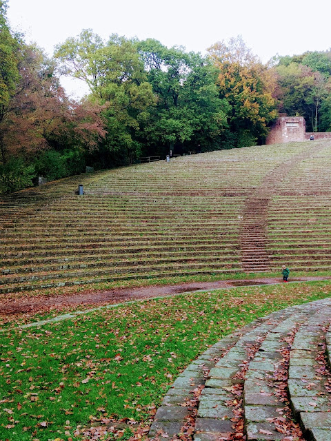 AMPITHEATER