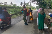 Babinsa Sukosari Lor Bersama Ibu-ibu PKK Kerja Bakti Bersih Lingkungan