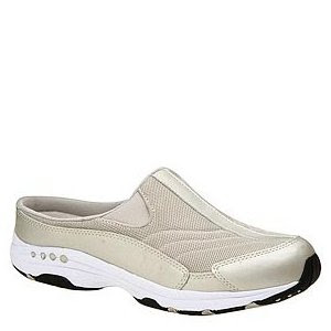 easy spirit women s traveltime sneaker easy spirit s traveltime