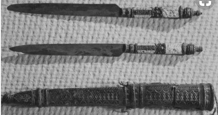 Calicos, Camelots and Swords: Woman's Knives in a Tube