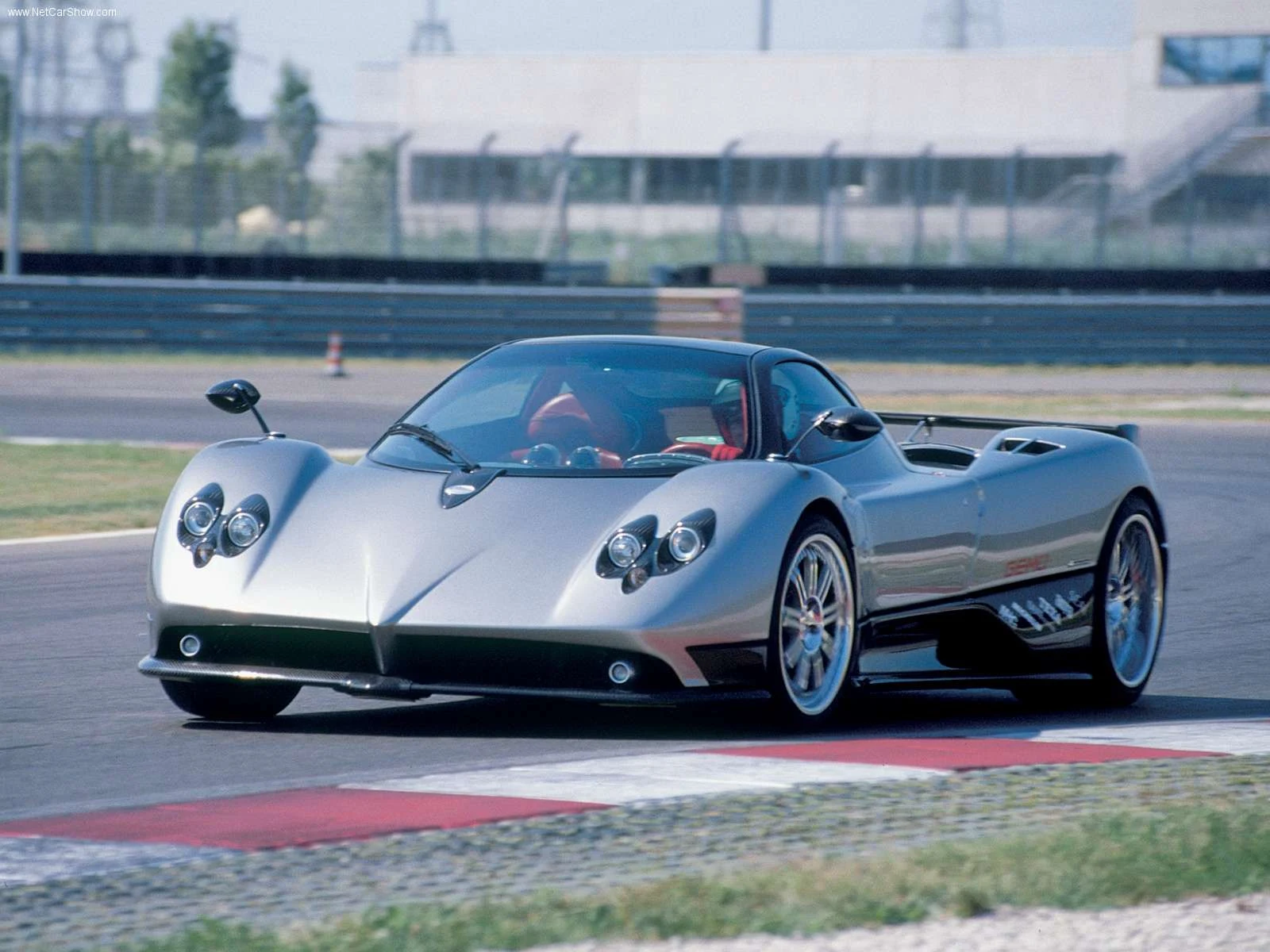 Hình ảnh siêu xe Pagani Zonda F 2005 & nội ngoại thất