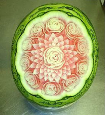 Watermelon carving art - seen at unik4u.blogspot.com