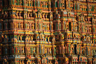 Madurai temple,Meenakshi Amman temple,Meenakshi Amman temple Towers,inner left view of towers,sculptures,high resolution images of meenakshi Amman temple