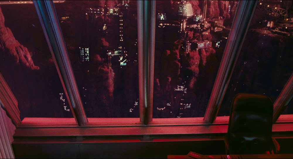 View of Mars colony from Cohaagen's office in Total Recall 1990 movie