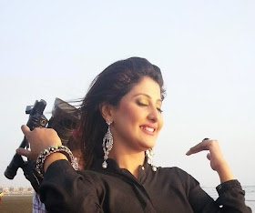Ayesha Khalid HD Wallpaper