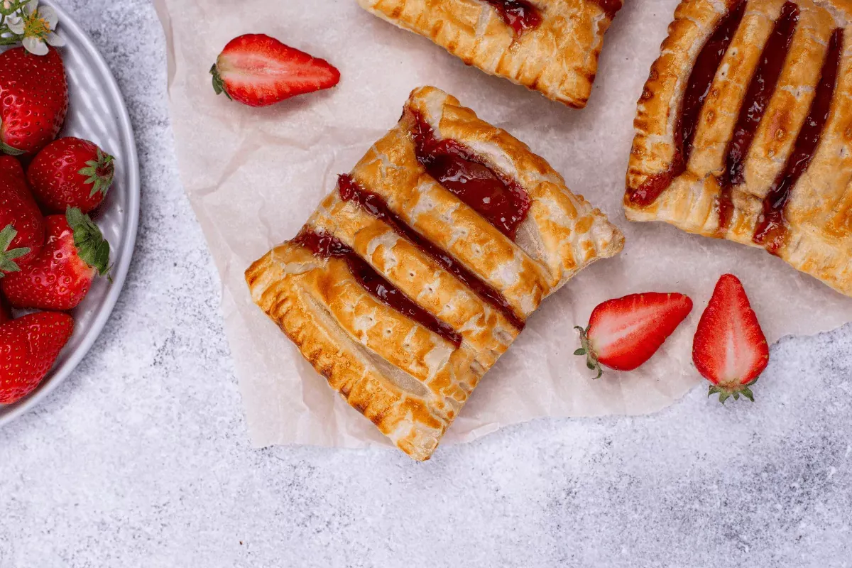 Sweet Jus Rol puff pastry cakes with strawberry