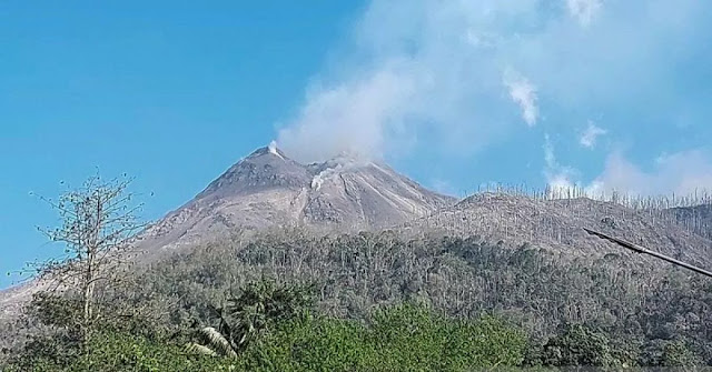 Status Awas, Gunung Lewotobi Laki-Laki Erupsi Hebat: Ribuan Warga Mengungsi