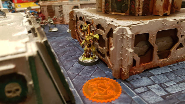 Warhammer 40k battle report - Maelstrom of War -  Schemes of War - 1000 points - Chaos Daemons vs Necrons