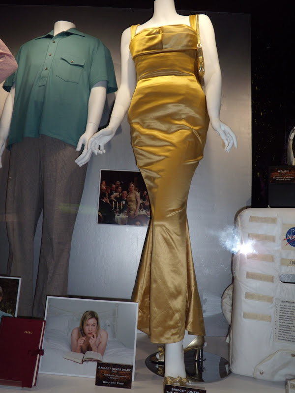 Bridget Jones's Diary 2 gold dress