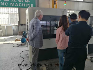 France Customers Come To Our Company To Purchase  Vertical Wheel Repair Lathe