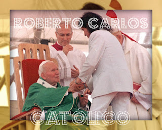 Roberto Carlos com o Papa João Paulo II.