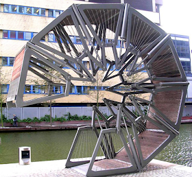 Rolling Bridge, UK